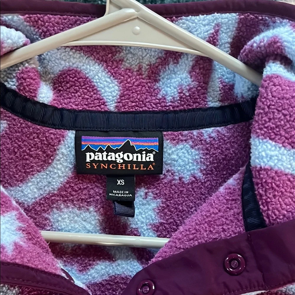 Patagonia Women's Limited Edition Joshua Tree Synchilla Pullover - Picture 2 of 4